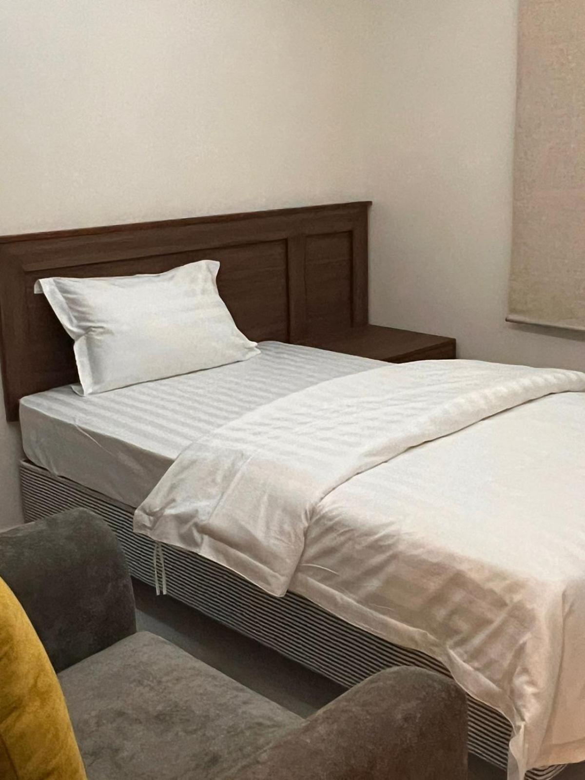 ريزا الفندقية Reeza Suites Al Khobar Esterno foto
